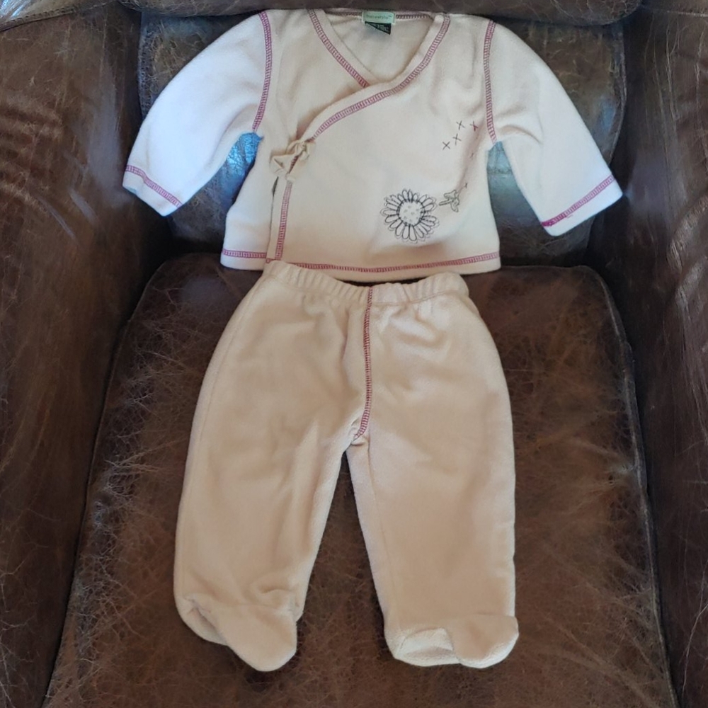 NWOT 2-piece Fleece Long Sleeve/Footsie Set